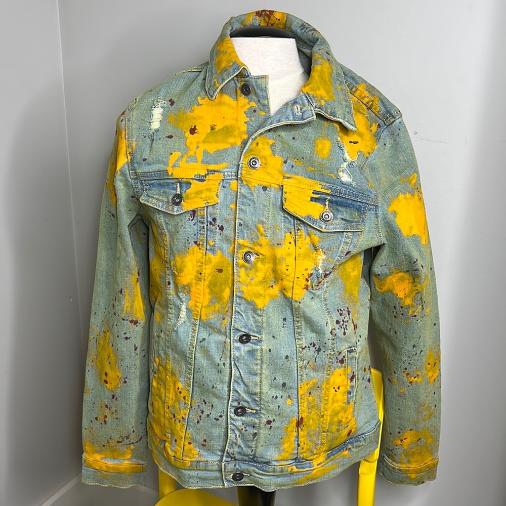 Men’s NEW Crysp Denim. Ottoman Spatter paint Jacket size large